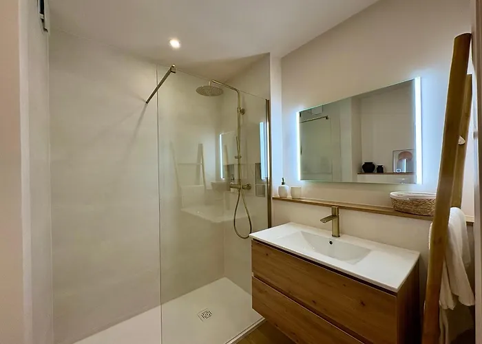 Cosy - Vue - Terrasse - Parking 公寓 圣罗兰度瓦